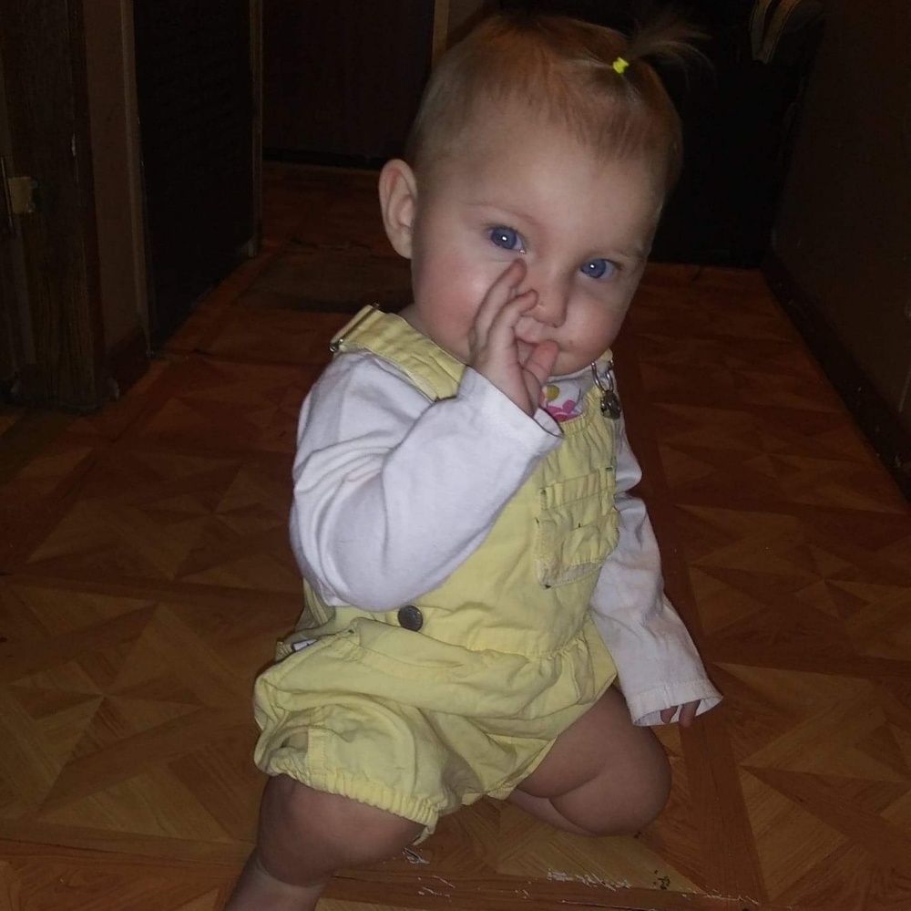 Meet your Posher, Lora